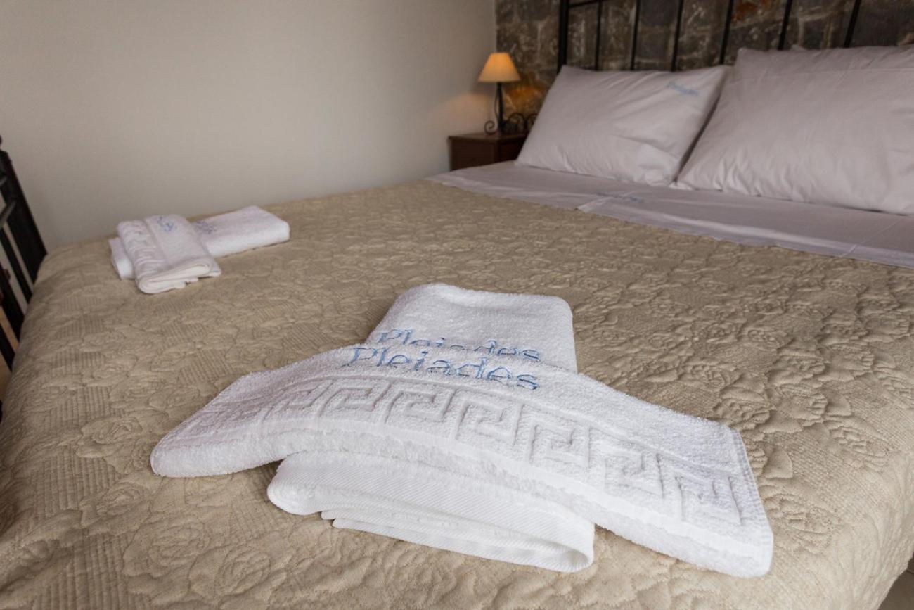 Pleiades Seaside Residences In Mani Agios Nikolaos  Room photo