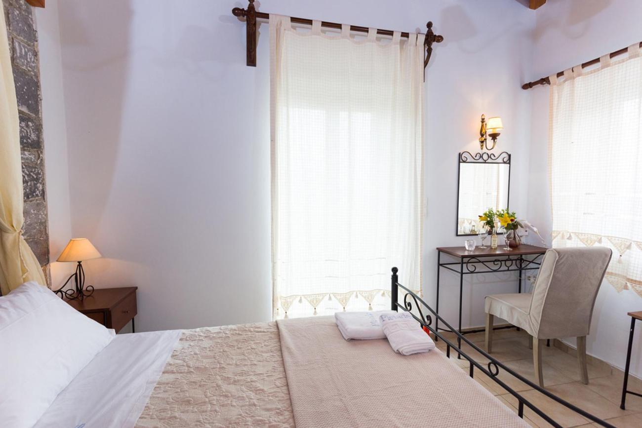 Pleiades Seaside Residences In Mani Agios Nikolaos  Room photo