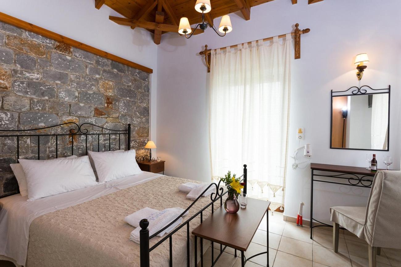 Pleiades Seaside Residences In Mani Agios Nikolaos  Room photo
