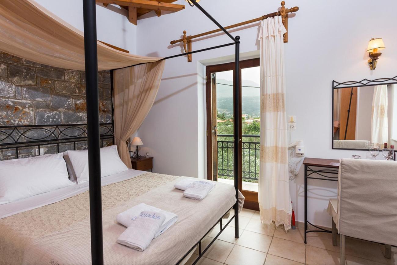 Pleiades Seaside Residences In Mani Agios Nikolaos  Room photo