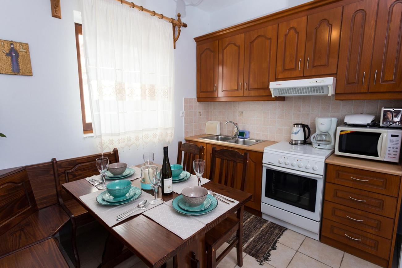 Pleiades Seaside Residences In Mani Agios Nikolaos  Room photo