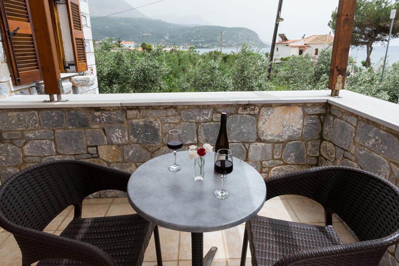 Pleiades Seaside Residences In Mani Agios Nikolaos  Room photo